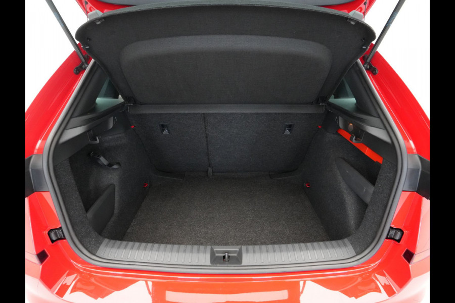 Škoda Kamiq 1.0 TSI 110pk DSG Sport Business Navi via App Pdc Clima Cruise Sportstoelen 291