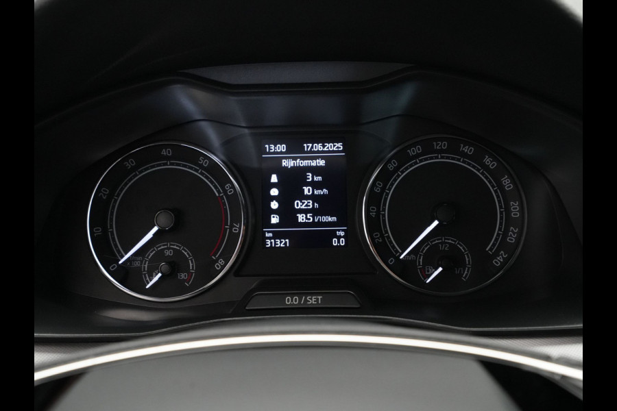 Škoda Kamiq 1.0 TSI 110pk DSG Sport Business Navi via App Pdc Clima Cruise Sportstoelen 291
