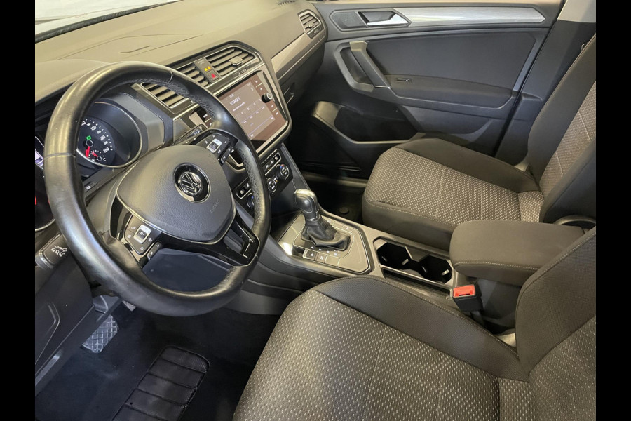 Volkswagen Tiguan Allspace 1.5 TSI Comfortline Business Climate control Cruise control adaptieve Navigatie Stoelverwarming Parkeersensoren Stoelverwarming Keyless Apple Carplay/ Android Auto