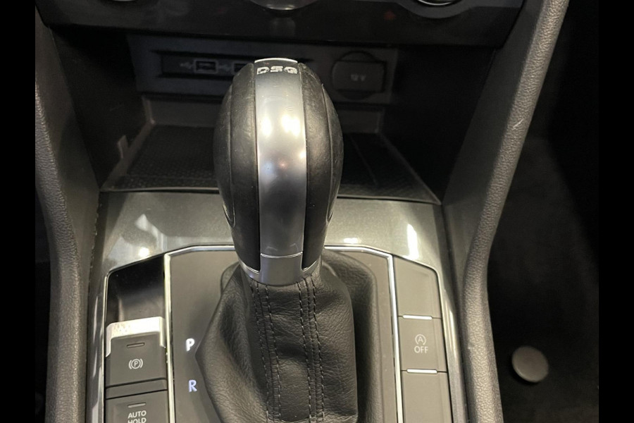 Volkswagen Tiguan Allspace 1.5 TSI Comfortline Business Climate control Cruise control adaptieve Navigatie Stoelverwarming Parkeersensoren Stoelverwarming Keyless Apple Carplay/ Android Auto