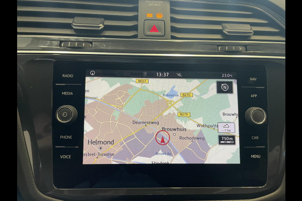 Volkswagen Tiguan Allspace 1.5 TSI Comfortline Business Climate control Cruise control adaptieve Navigatie Stoelverwarming Parkeersensoren Stoelverwarming Keyless Apple Carplay/ Android Auto