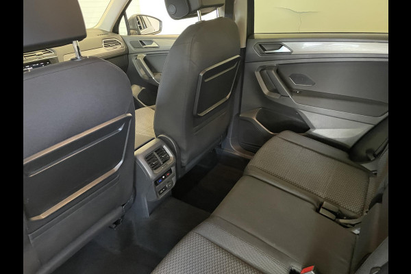 Volkswagen Tiguan Allspace 1.5 TSI Comfortline Business Climate control Cruise control adaptieve Navigatie Stoelverwarming Parkeersensoren Stoelverwarming Keyless Apple Carplay/ Android Auto