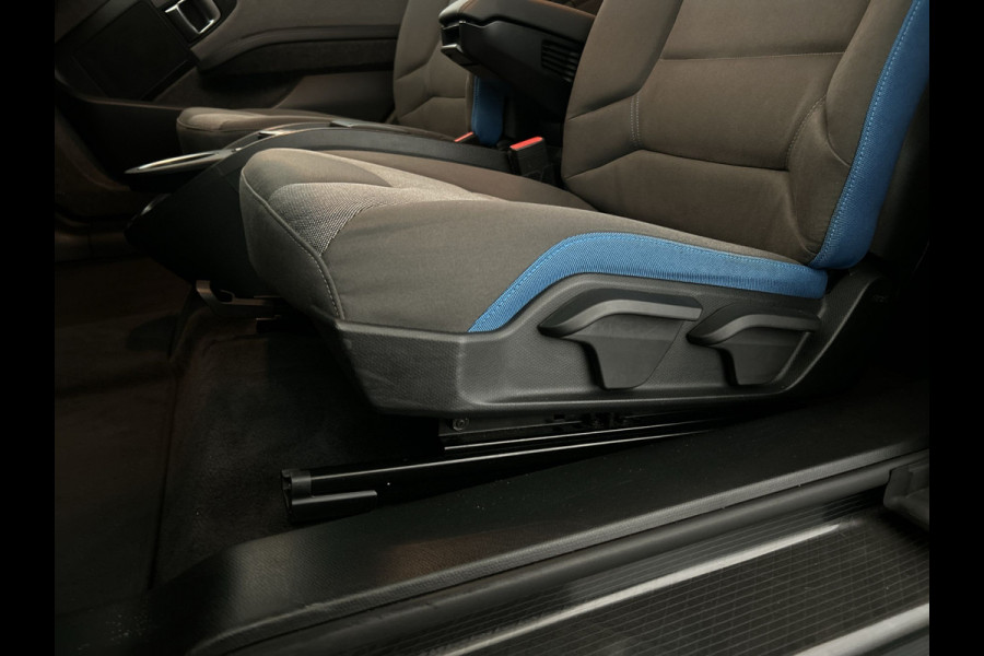 BMW i3 S Executive Edition 120Ah 42 kWh | Stoelverwarming | Adaptieve LED verlichting | Warmtepomp