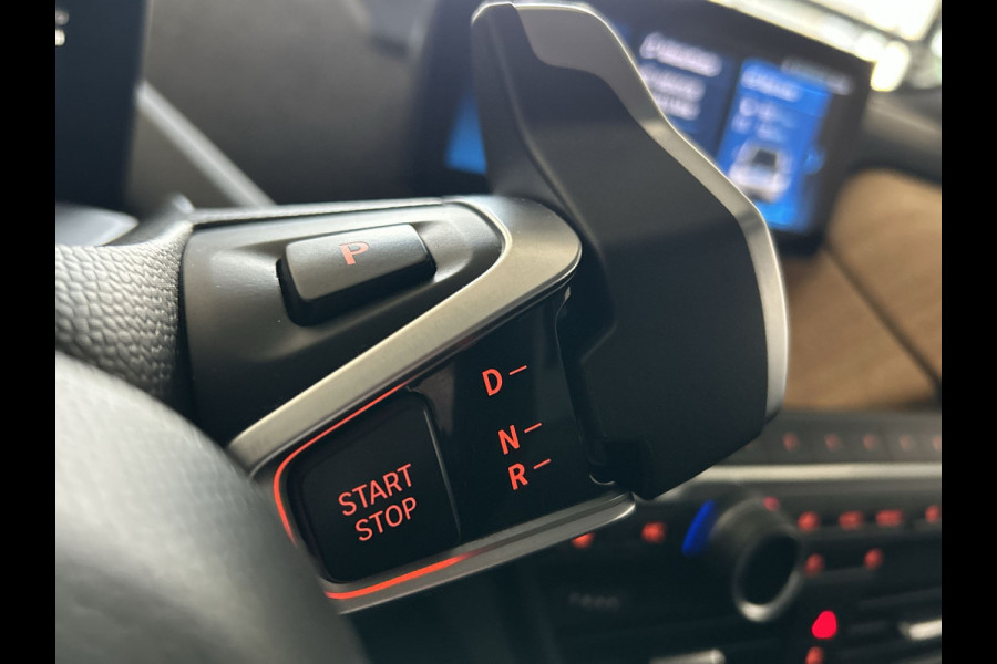 BMW i3 S Executive Edition 120Ah 42 kWh | Stoelverwarming | Adaptieve LED verlichting | Warmtepomp