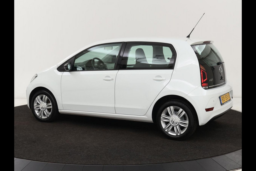 Volkswagen up! 1.0 BMT high up! | Cruise control | Airco | Bleutooth | LMV 15 inch | Parkeersensoren achter | Radio | LED dagrijverlichting