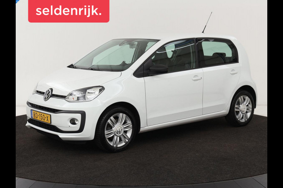Volkswagen up! 1.0 BMT high up! | Cruise control | Airco | Bleutooth | LMV 15 inch | Parkeersensoren achter | Radio | LED dagrijverlichting