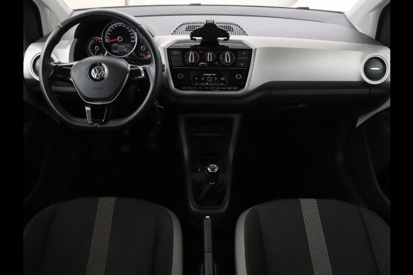 Volkswagen up! 1.0 BMT high up! | Cruise control | Airco | Bleutooth | LMV 15 inch | Parkeersensoren achter | Radio | LED dagrijverlichting