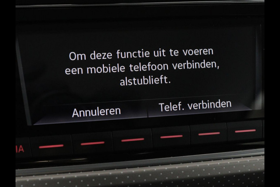 Volkswagen up! 1.0 BMT high up! | Cruise control | Airco | Bleutooth | LMV 15 inch | Parkeersensoren achter | Radio | LED dagrijverlichting