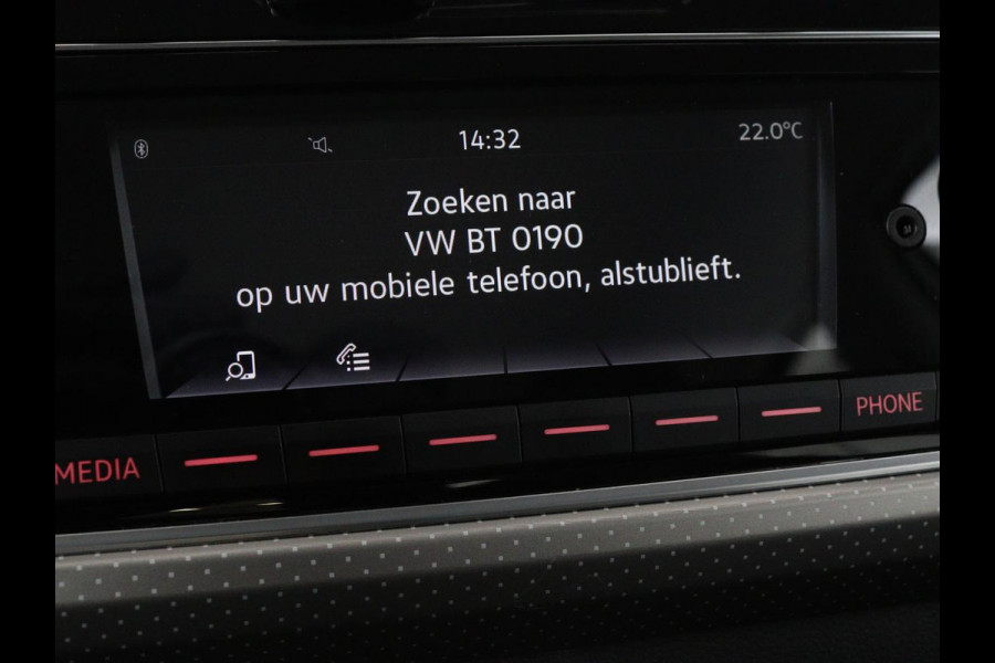 Volkswagen up! 1.0 BMT high up! | Cruise control | Airco | Bleutooth | LMV 15 inch | Parkeersensoren achter | Radio | LED dagrijverlichting