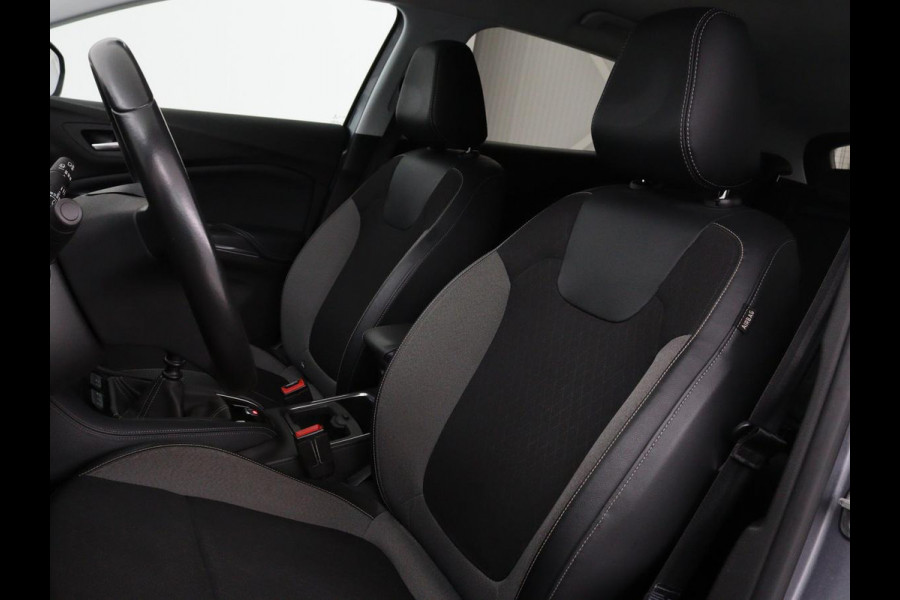Opel Grandland X 1.2 Turbo Business Executive | Cruise control | Afneembare trekhaak | DAB | Elektrische achterklep | Carplay | Keyless