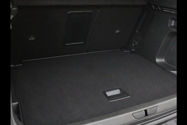 Opel Grandland X 1.2 Turbo Business Executive | Cruise control | Afneembare trekhaak | DAB | Elektrische achterklep | Carplay | Keyless
