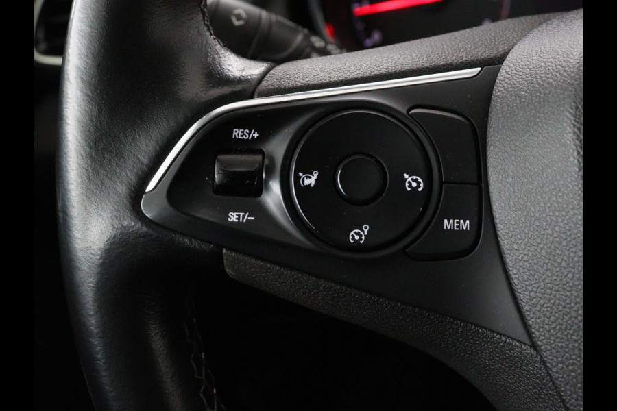 Opel Grandland X 1.2 Turbo Business Executive | Cruise control | Afneembare trekhaak | DAB | Elektrische achterklep | Carplay | Keyless
