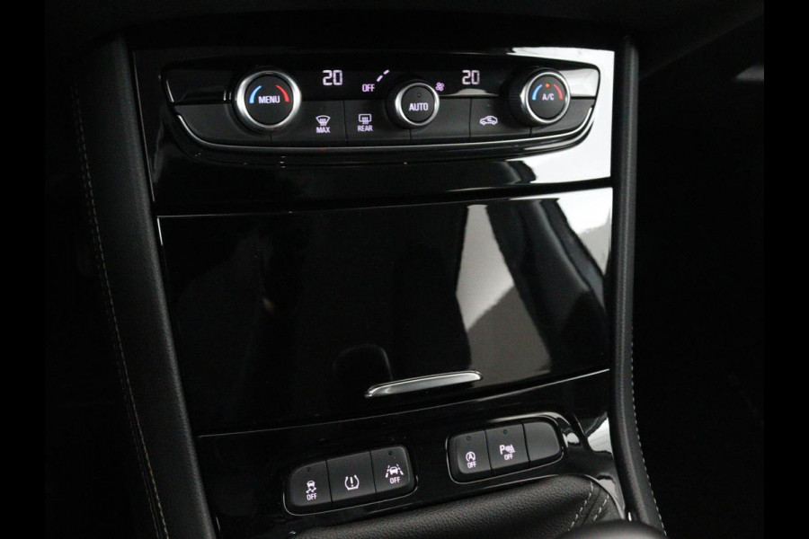 Opel Grandland X 1.2 Turbo Business Executive | Cruise control | Afneembare trekhaak | DAB | Elektrische achterklep | Carplay | Keyless