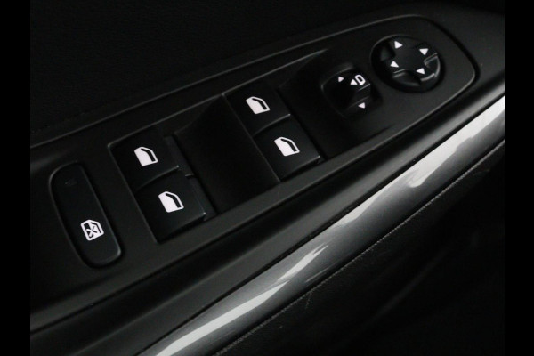 Opel Grandland X 1.2 Turbo Business Executive | Cruise control | Afneembare trekhaak | DAB | Elektrische achterklep | Carplay | Keyless