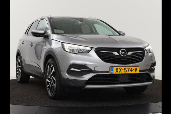 Opel Grandland X 1.2 Turbo Business Executive | Cruise control | Afneembare trekhaak | DAB | Elektrische achterklep | Carplay | Keyless