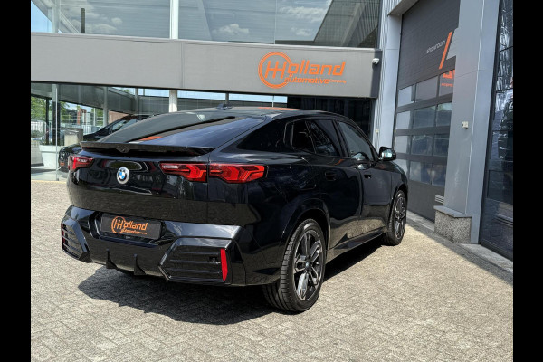 BMW X2 sDrive20i| M-Sport|Pano|LED| H&K!