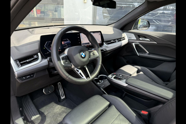 BMW X2 sDrive20i| M-Sport|Pano|LED| H&K!