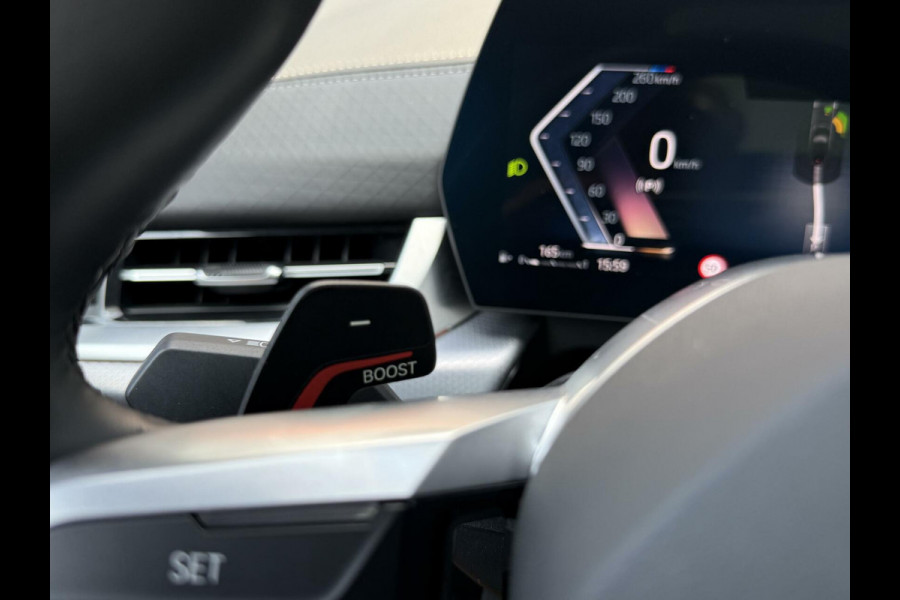 BMW X2 sDrive20i| M-Sport|Pano|LED| H&K!
