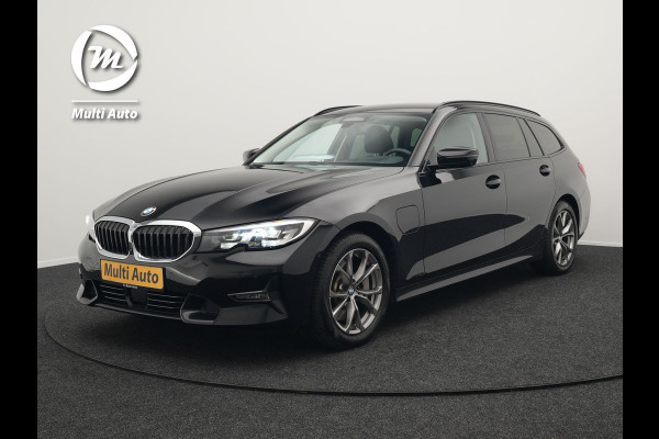 BMW 3 Serie Touring 330e Sportline Plug In Hybrid 293pk PHEV | Trekhaak af Fabriek | Adaptive Cruise | Head Up | 360 Camera | Keyless | Sportstoelen Verwarmd | Sfeerverlichting |