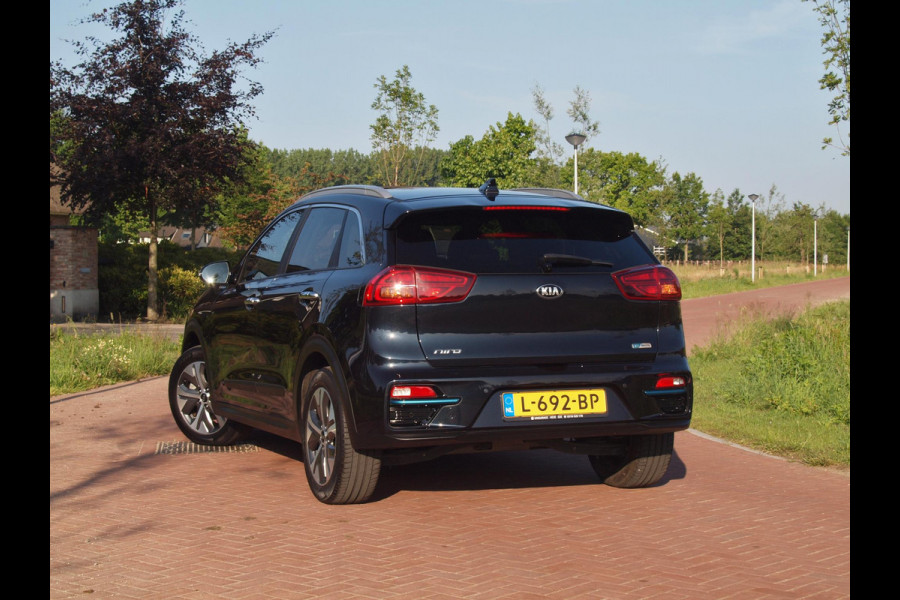 Kia e-Niro ExecutiveLine 64 kWh | Panoramadak | Camera | Apple Carplay | Cruise Control | JBL |
