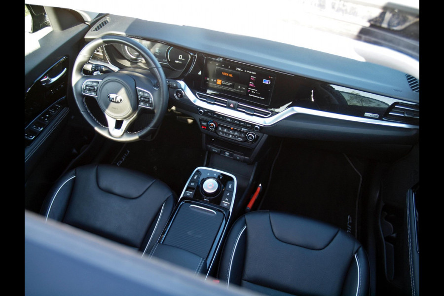 Kia e-Niro ExecutiveLine 64 kWh | Panoramadak | Camera | Apple Carplay | Cruise Control | JBL |