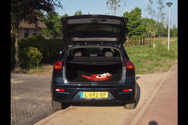 Kia e-Niro ExecutiveLine 64 kWh | Panoramadak | Camera | Apple Carplay | Cruise Control | JBL |