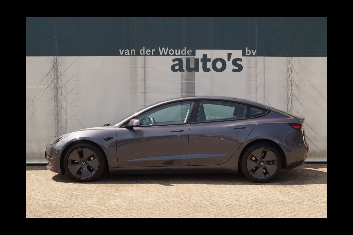 Tesla Model 3 Long Range AWD 75kWh 351pk -PANO-LEER- Tesla Model 3 Long Range AWD 75kWh 351pk -PANO-LEER-