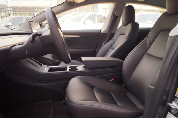 Tesla Model 3 Long Range AWD 75kWh 351pk -PANO-LEER-