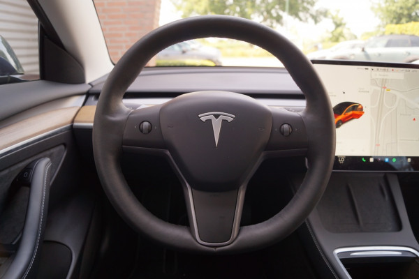 Tesla Model 3 Long Range AWD 75kWh 351pk -PANO-LEER-