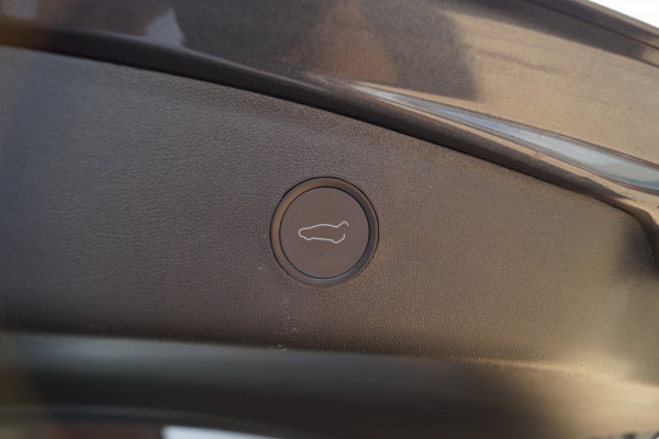 Tesla Model 3 Long Range AWD 75kWh 351pk -PANO-LEER-