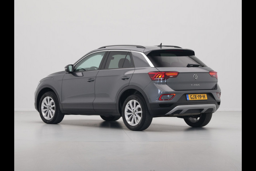 Volkswagen T-Roc 1.5 TSI 150pk DSG Life Edition Navi via App Pdc Clima Acc 63