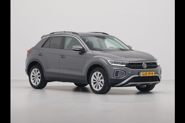 Volkswagen T-Roc 1.5 TSI 150pk DSG Life Edition Navi via App Pdc Clima Acc 63