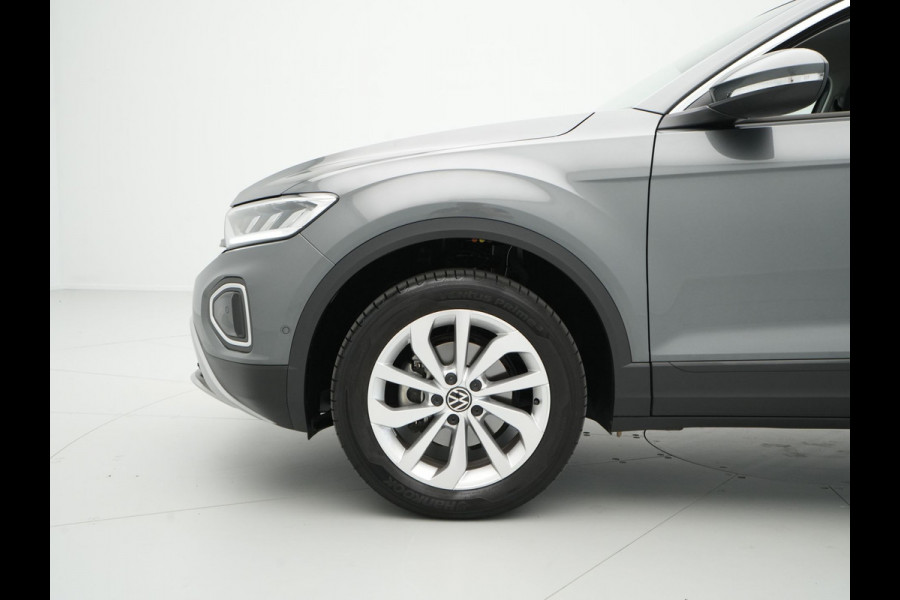 Volkswagen T-Roc 1.5 TSI 150pk DSG Life Edition Navi via App Pdc Clima Acc 63