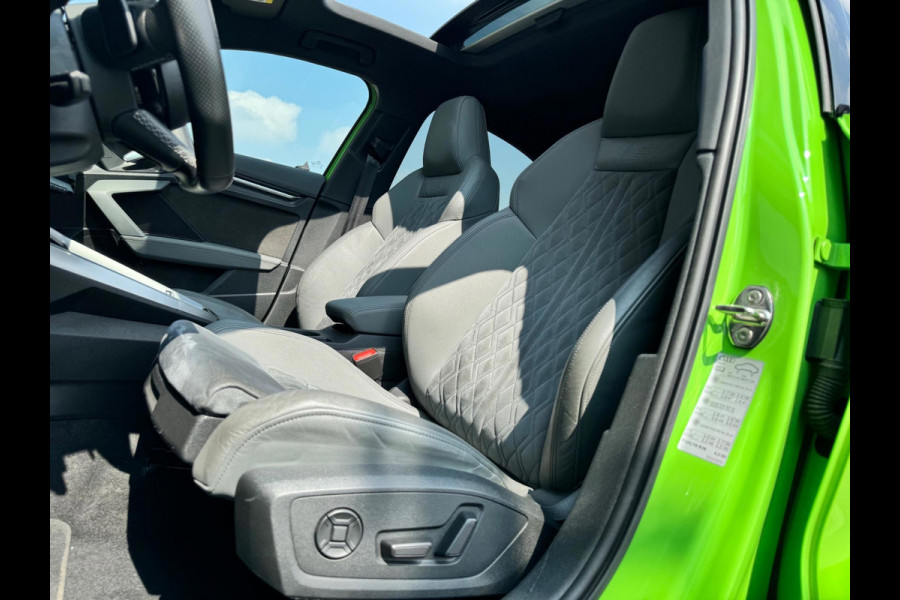 Audi S3 Limousine 2.0 TFSI S3 quattro Pano/Matrix/B&O/RS zetels