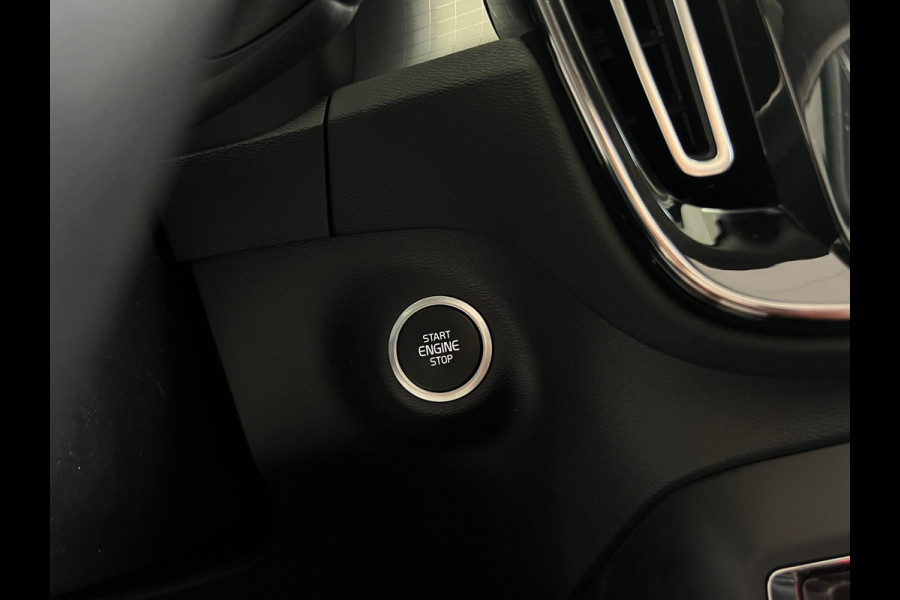 Volvo XC40 1.5 T4 Recharge Inscription Expression NL AUTO | CAMERA | TREKHAAK | LEDER | PANO | 6x voorraad