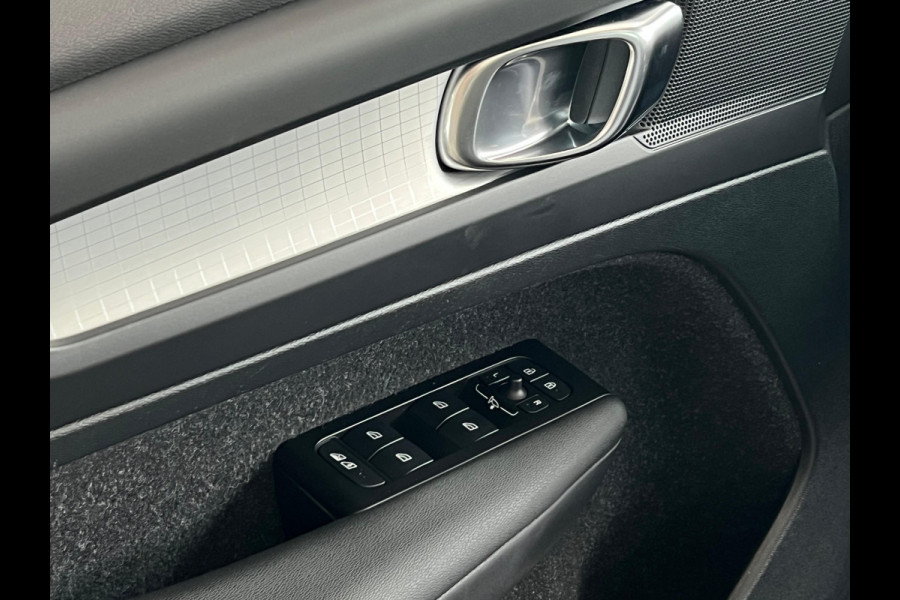 Volvo XC40 1.5 T4 Recharge Inscription Expression NL AUTO | CAMERA | TREKHAAK | LEDER | PANO | 6x voorraad