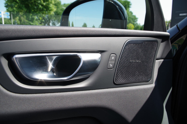 Volvo XC60 2.0 T6 Plug-in hybrid 340 PK AWD Inscription, Panoramadak, Harman/Kardon, Leder