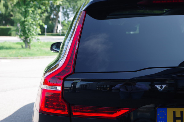 Volvo XC60 2.0 T6 Plug-in hybrid 340 PK AWD Inscription, Panoramadak, Harman/Kardon, Leder