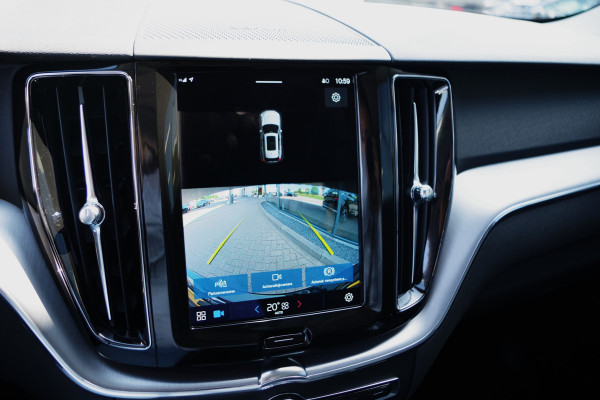 Volvo XC60 2.0 T6 Plug-in hybrid 340 PK AWD Inscription, Panoramadak, Harman/Kardon, Leder