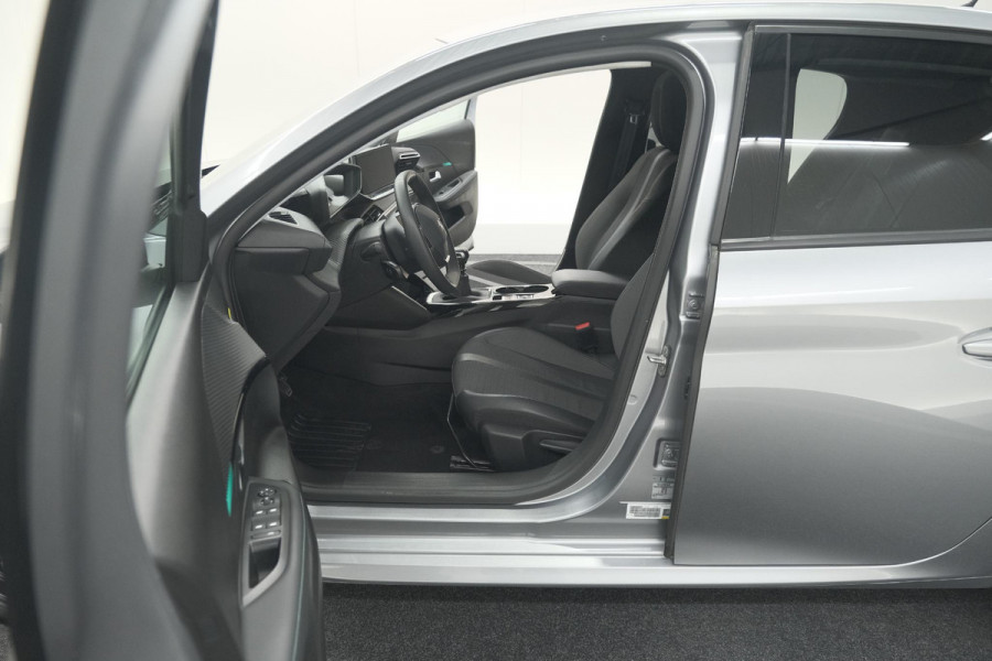 Peugeot 208 PureTech 100 Allure | Camera | Navigatie | Parkeersensoren | Apple Carplay