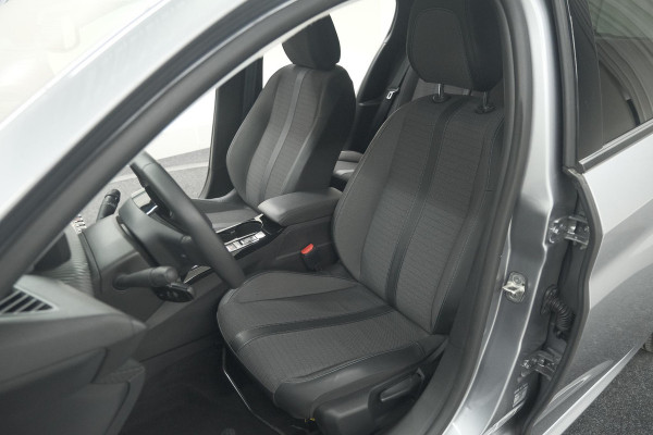 Peugeot 208 PureTech 100 Allure | Camera | Navigatie | Parkeersensoren | Apple Carplay