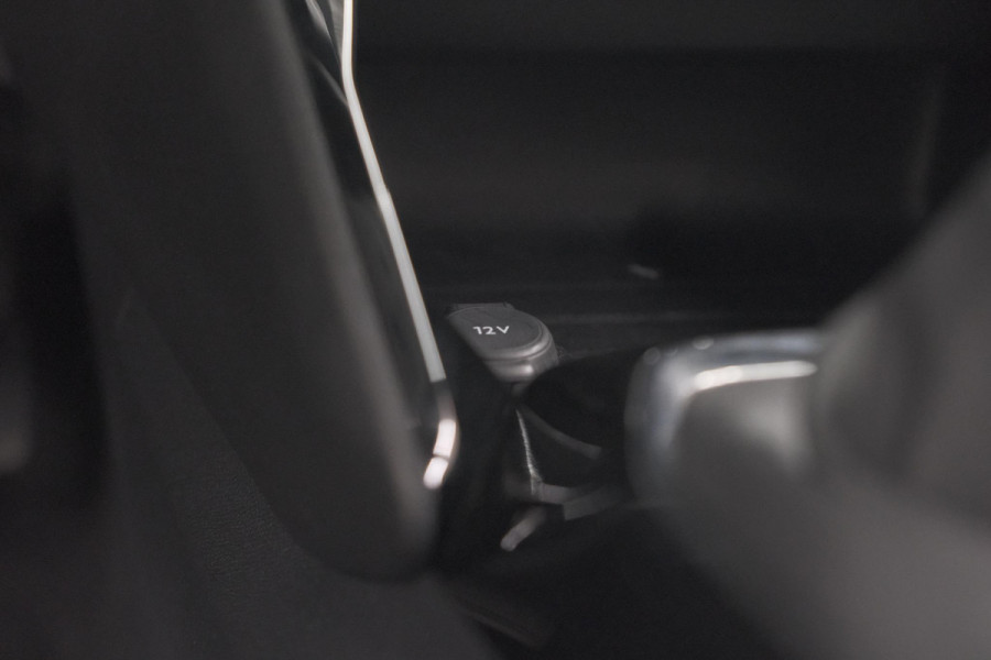 Peugeot 208 PureTech 100 Allure | Camera | Navigatie | Parkeersensoren | Apple Carplay