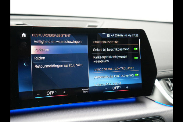 BMW X1 xDrive30e M-Sport Plug In Hybrid Storm Bay Metallic 326pk Dealer O.H. PHEV | Panodak | Lederen Sportstoelen Memory & Massage | Adaptive Cruise | Harman Kardon | Navigatie | 360 Camera | Head Up | Sfeerverlichting | Apple Carplay |