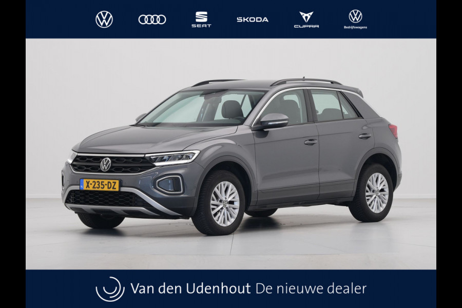 Volkswagen T-Roc 1.5 TSI 150pk DSG Life Navigatie Clima Pdc Acc