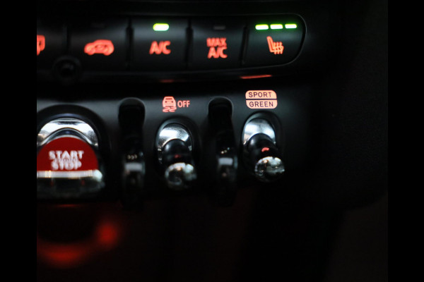 MINI Mini 1.5 Cooper Chili / AUT / 5 Deurs / Open Panoramadak / Navi / Ecc / Elek Pakket / Led / Pdc / 17 Inch