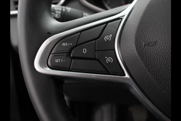 Renault Clio 1.0 TCe 90 Equilibre Cruise Control Navigatie Apple Carplay / Android Auto Parkeersensoren Full LED