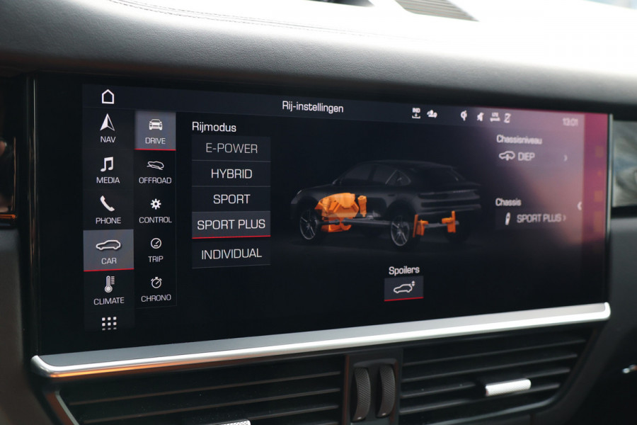 Porsche Cayenne Coupé 3.0 E-Hybrid 462PK | Panoramadak | 360 Camera | Luchtvering | Dealer Onderhouden | Sport-Chrono | 21 inch velgen | Sportuitlaat | Blind Spot | Nieuwe APK | Onderhoudsbeurt