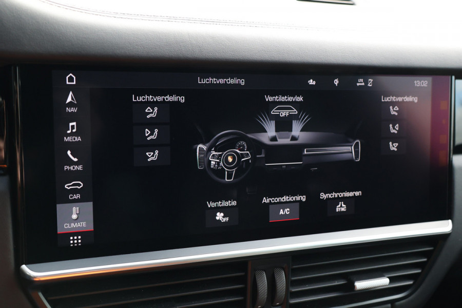 Porsche Cayenne Coupé 3.0 E-Hybrid 462PK | Panoramadak | 360 Camera | Luchtvering | Dealer Onderhouden | Sport-Chrono | 21 inch velgen | Sportuitlaat | Blind Spot | Nieuwe APK | Onderhoudsbeurt