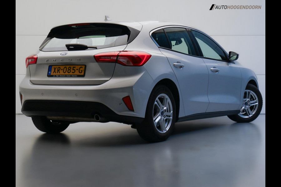 Ford Focus 1.0 EcoBoost Trend Edition Business Sport (APPLE CARPLAY,LED,PARKEERSENSOR,NAVIGATIE,CRUISE,NIEUWE APK,LM-VELGEN)