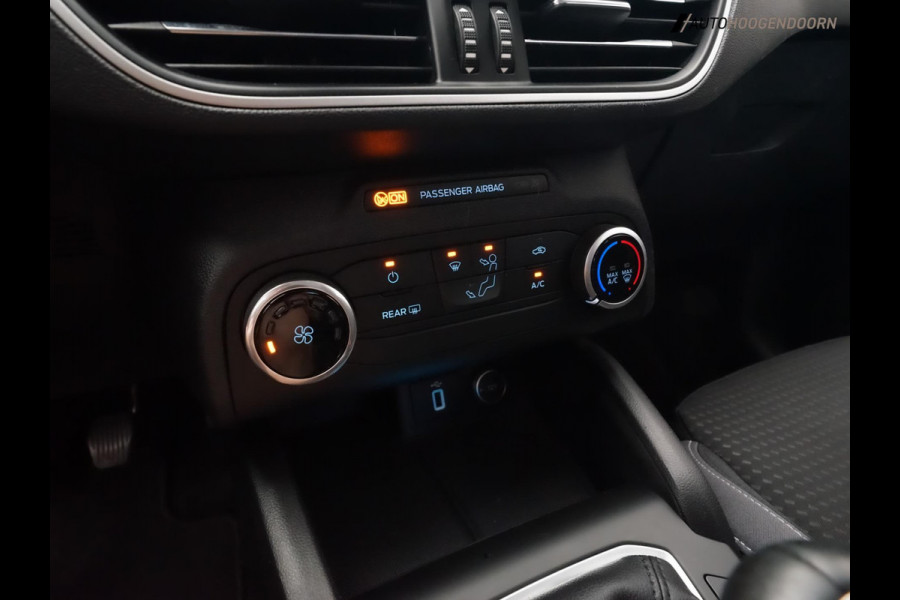 Ford Focus 1.0 EcoBoost Trend Edition Business Sport (APPLE CARPLAY,LED,PARKEERSENSOR,NAVIGATIE,CRUISE,NIEUWE APK,LM-VELGEN)